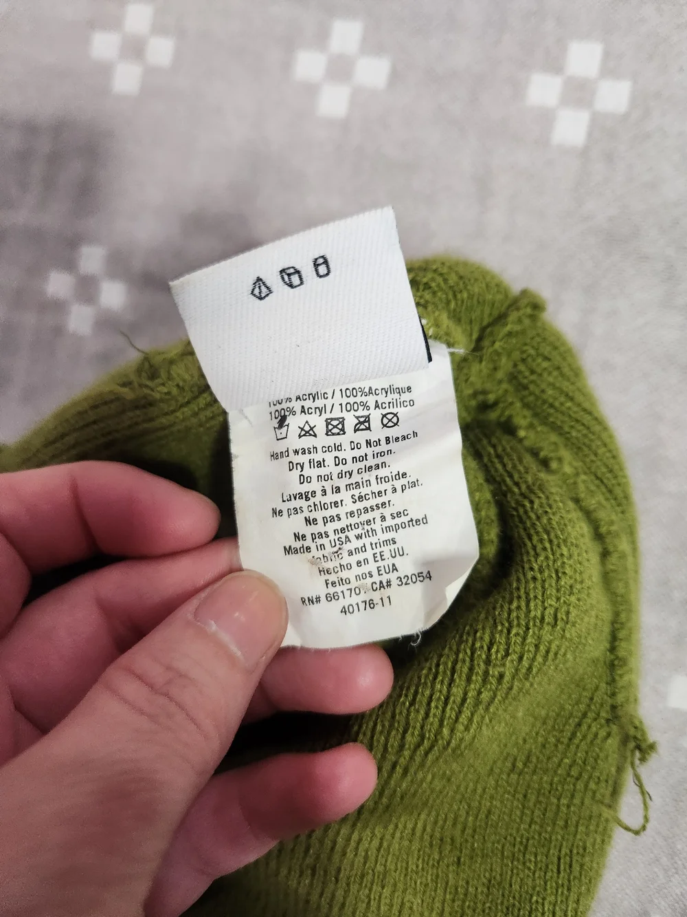 Urban Outfitters Adult OS olive green cuffed knit beanie